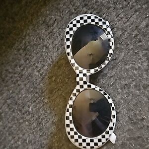 Cheakerd Sunglasses